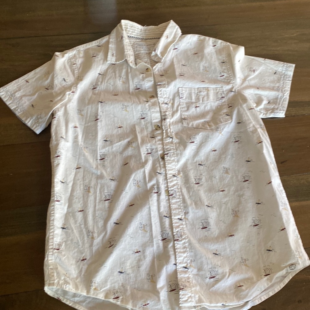 Free Planet button up shirt